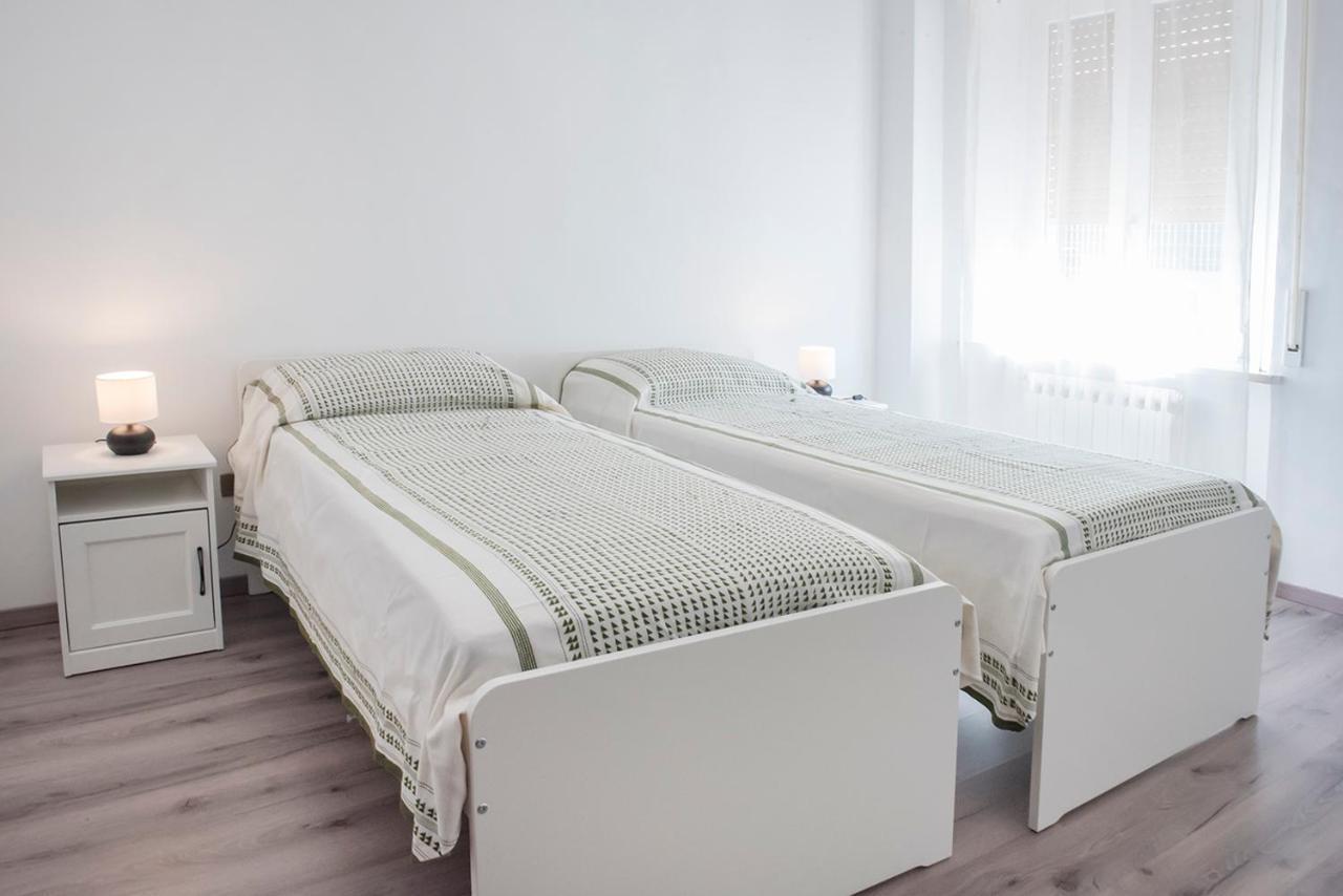 A11 - Varano, Delizioso Trilocale Con Giardino Ancône Extérieur photo